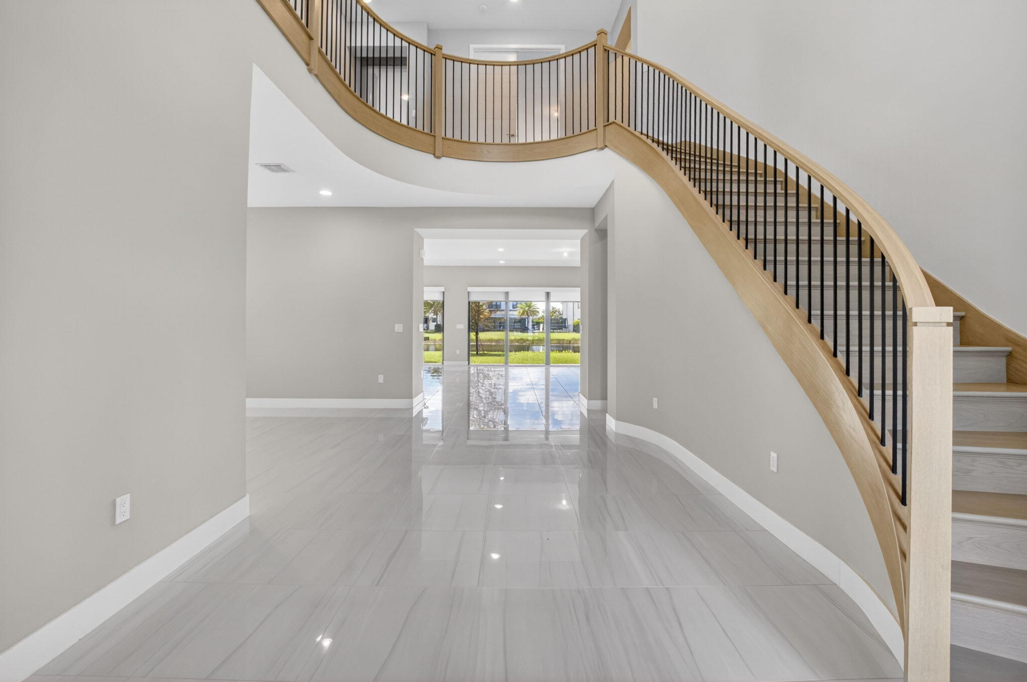 17089 Rainbow Fls Trail Boca Raton, FL 33496 - Photo 7 of 141 Grand Stairway