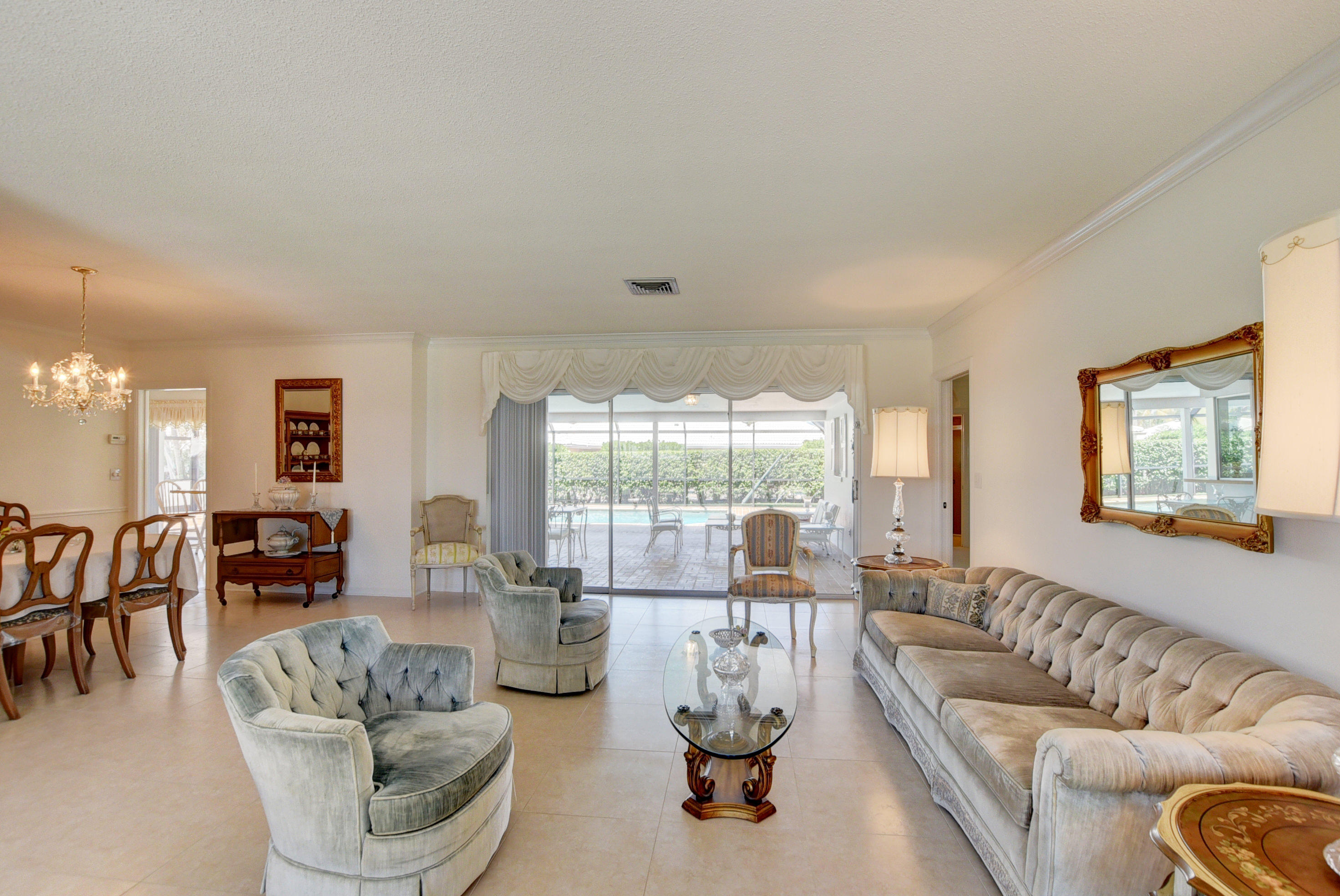 1361 Mulberry Way Boca Raton, FL 33486 - Photo 12 of 43 Living room