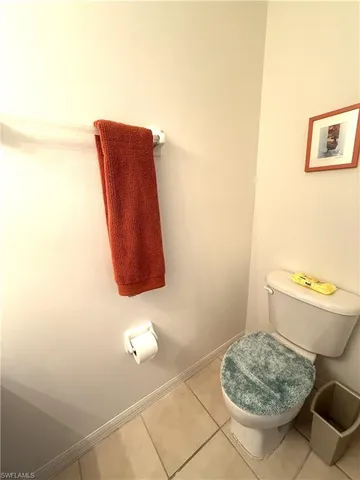 a bathroom with a toilet