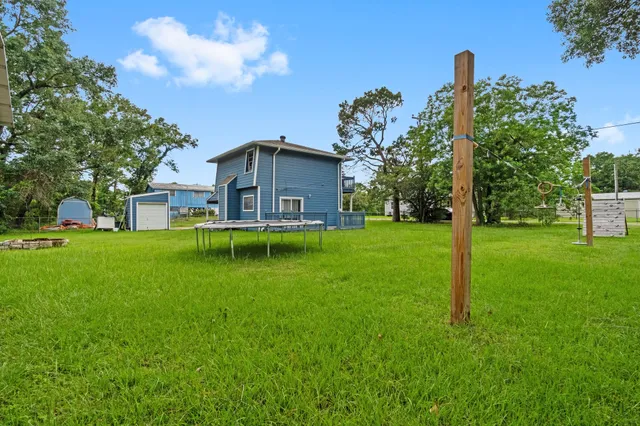 $185,000 | 215 Sandy Ridge Drive, Livingston, TX 77351