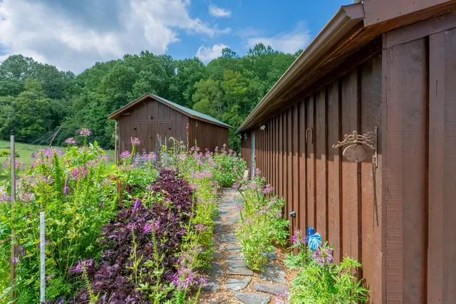 $535,000 | 130 Volunteer Road, Fancy Gap, VA 24328