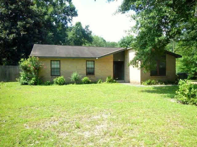 209 West Sycamore Avenue Foley, AL 36535 - Photo 1 of 1