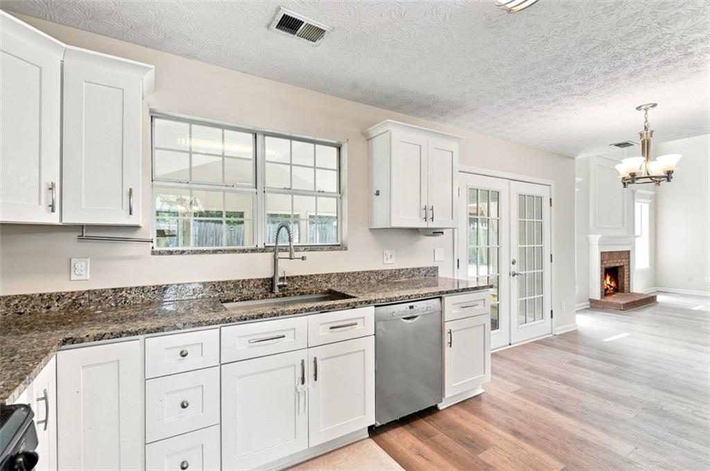 3210 Dundee Ridge Way Duluth, GA 30096 - Photo 15 of 37 Gallery Image 15