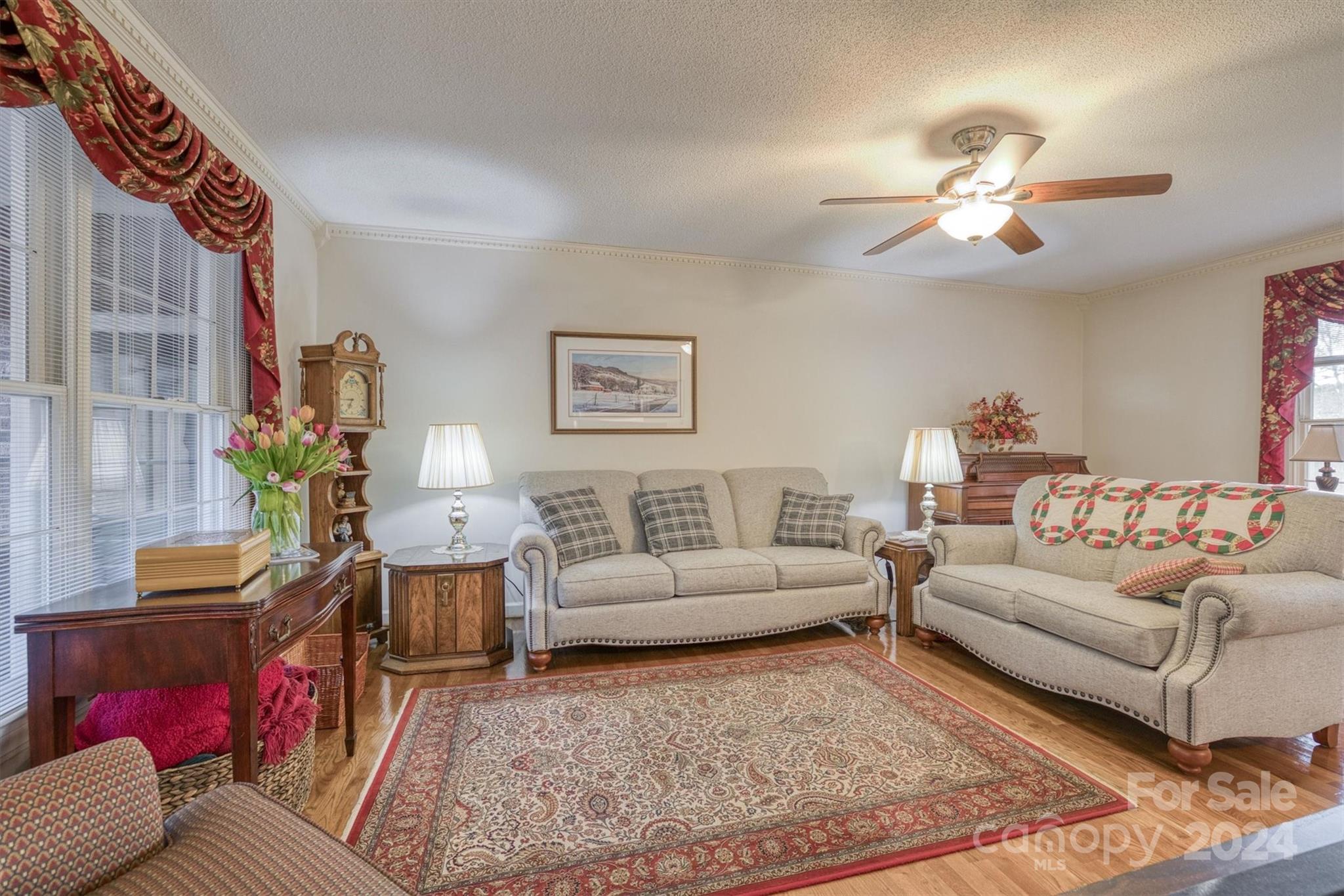 353 Horseshoe Bend Road Hudson, NC 28638 - Photo 5 of 36 Gallery Image 5
