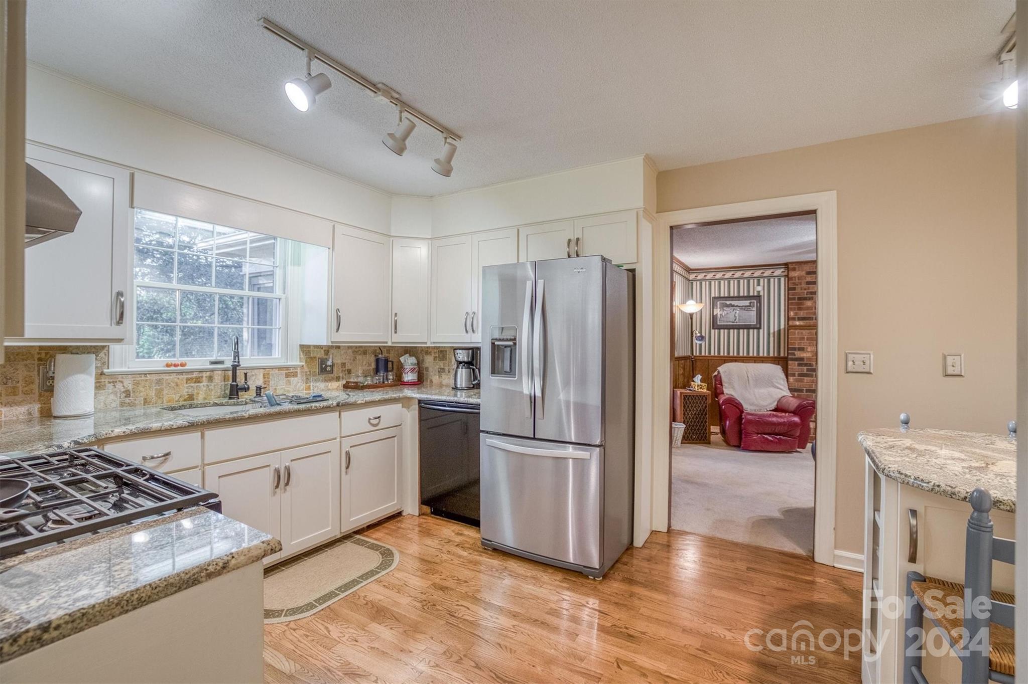 353 Horseshoe Bend Road Hudson, NC 28638 - Photo 9 of 36 Gallery Image 9