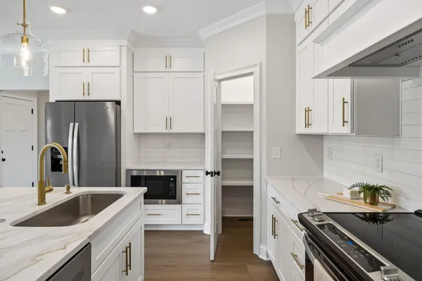 $429,900 | 110 Catherine Street, Brush Creek, TN 38547