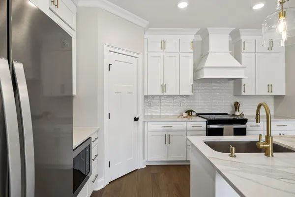 $429,900 | 110 Catherine Street, Brush Creek, TN 38547