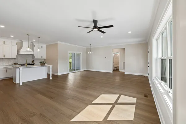 $429,900 | 110 Catherine Street, Brush Creek, TN 38547