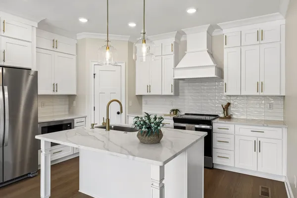 $429,900 | 110 Catherine Street, Brush Creek, TN 38547