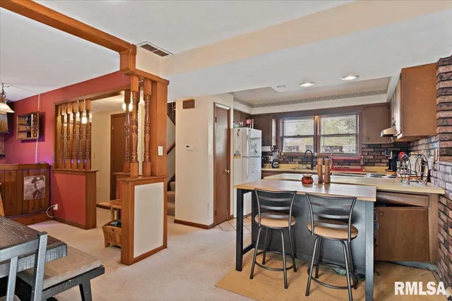 $174,900 | 3604 32nd Avenue, Moline, IL 61265