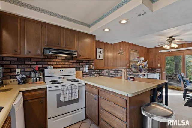 $174,900 | 3604 32nd Avenue, Moline, IL 61265