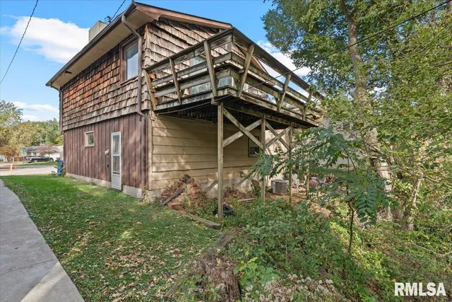 $174,900 | 3604 32nd Avenue, Moline, IL 61265