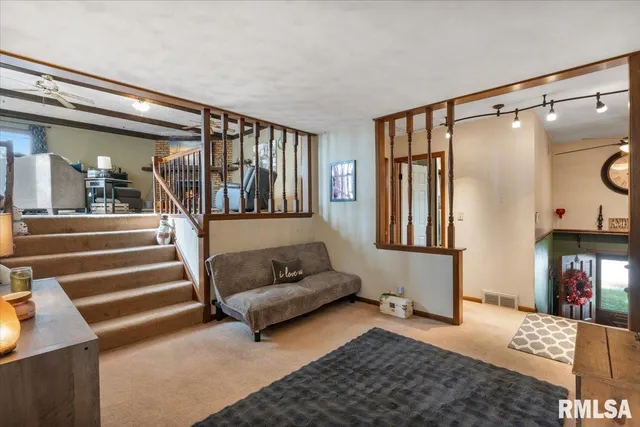 $174,900 | 3604 32nd Avenue, Moline, IL 61265