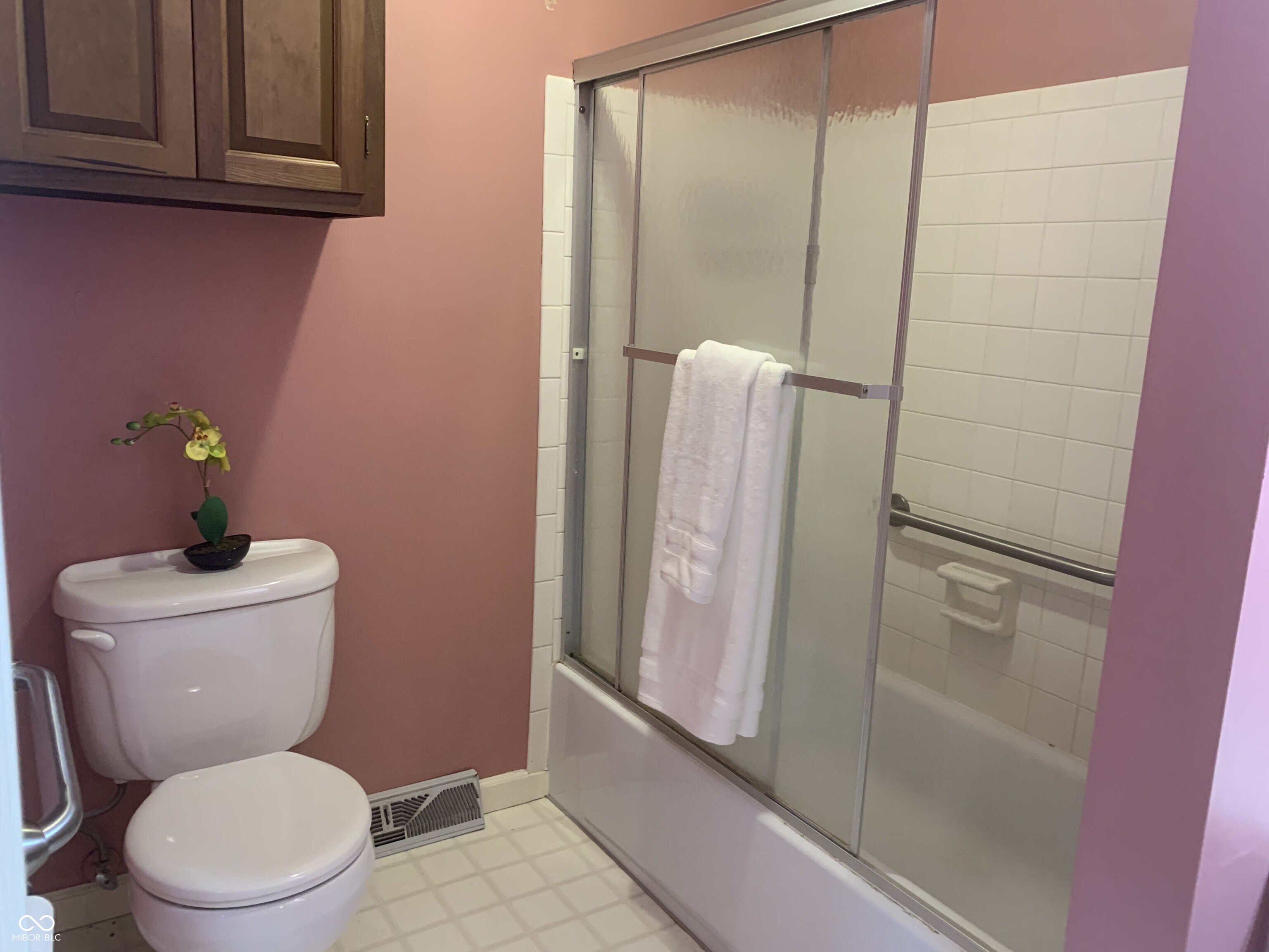 3311 Taylor Road Columbus, IN 47203 - Photo 19 of 35 Gallery Image 19