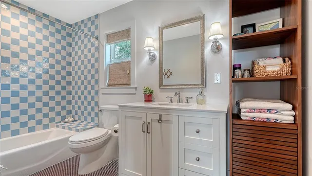 a picture of city view