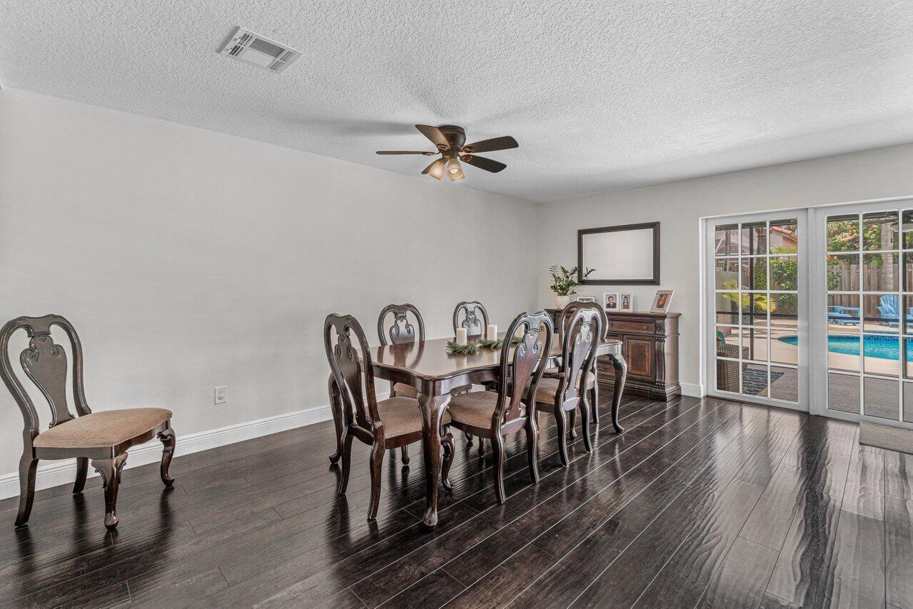 20331 Cozumel Court Boca Raton, FL 33498 - Photo 12 of 32 Dining