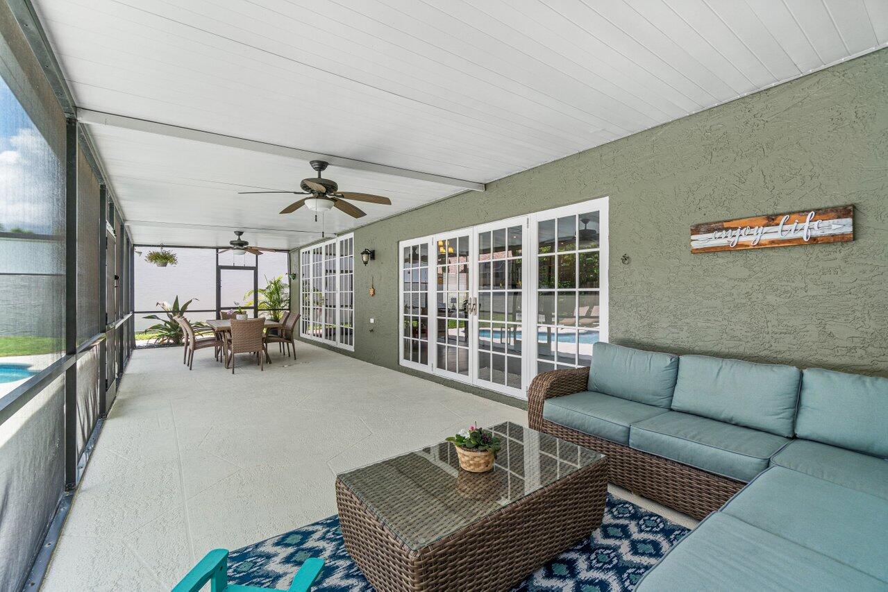 20331 Cozumel Court Boca Raton, FL 33498 - Photo 24 of 32 Patio 2