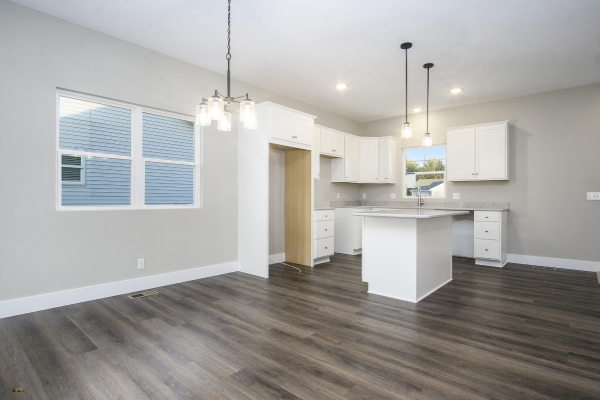 2581 Eagle Ridge Muskegon, MI 49444 - Photo 11 of 42 DSC03938