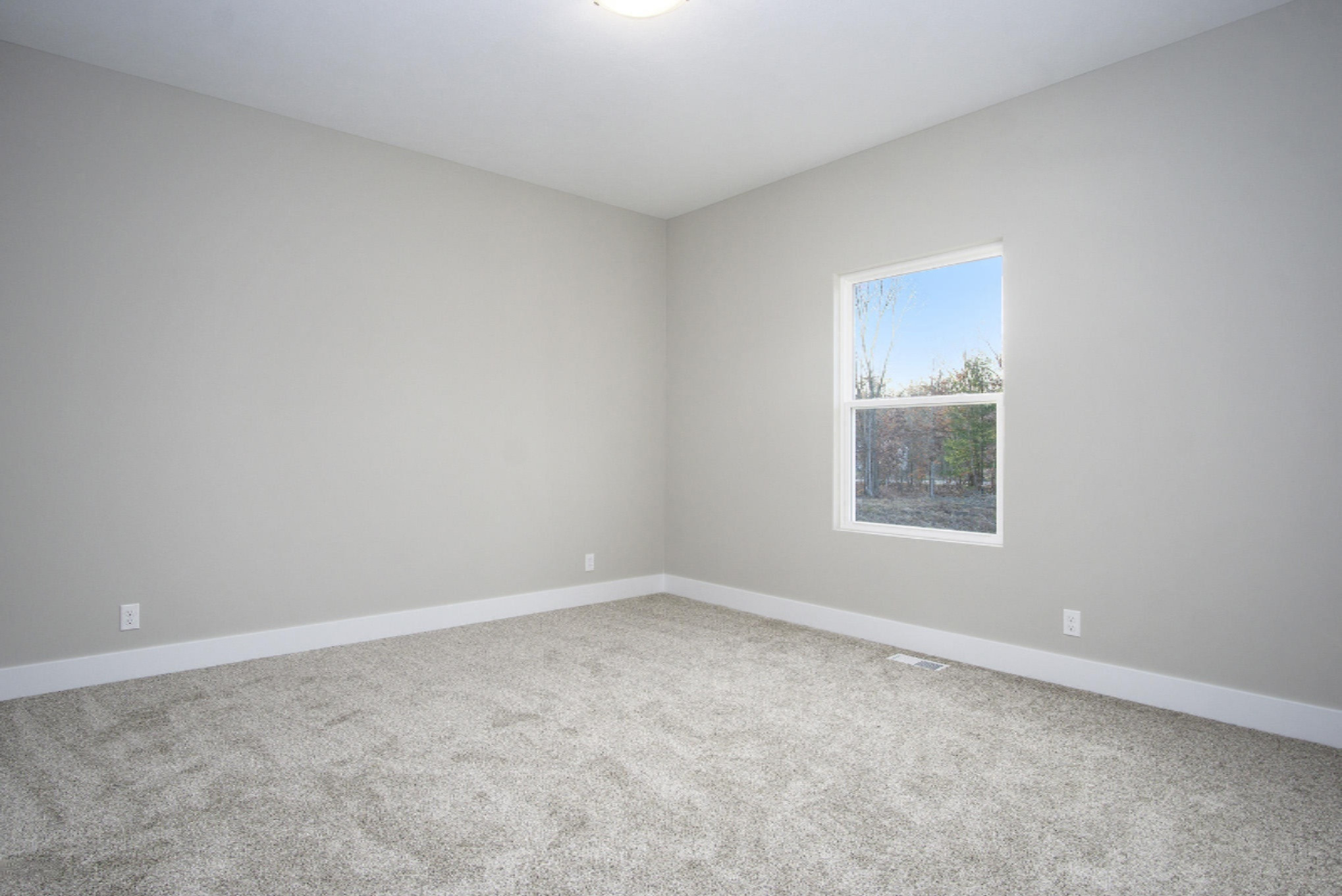 2581 Eagle Ridge Muskegon, MI 49444 - Photo 20 of 42 DSC03967