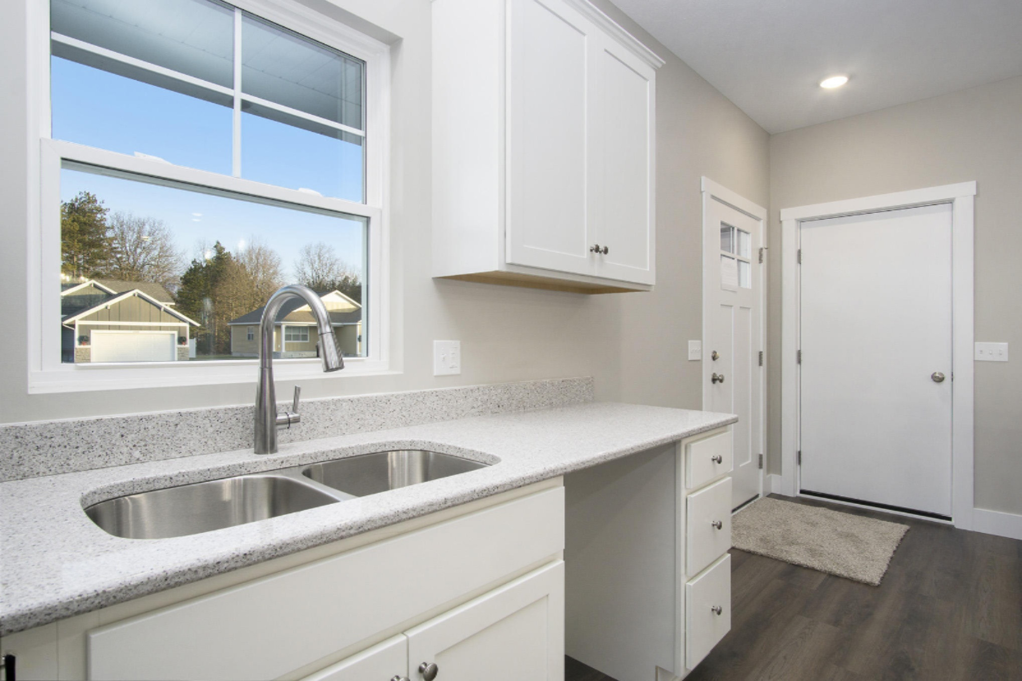 2581 Eagle Ridge Muskegon, MI 49444 - Photo 8 of 42 DSC03932