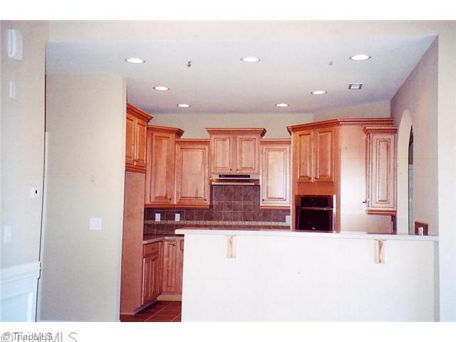 742 Carneros High Point High Point, NC 27265 - Photo 4 of 6 Kitchen.