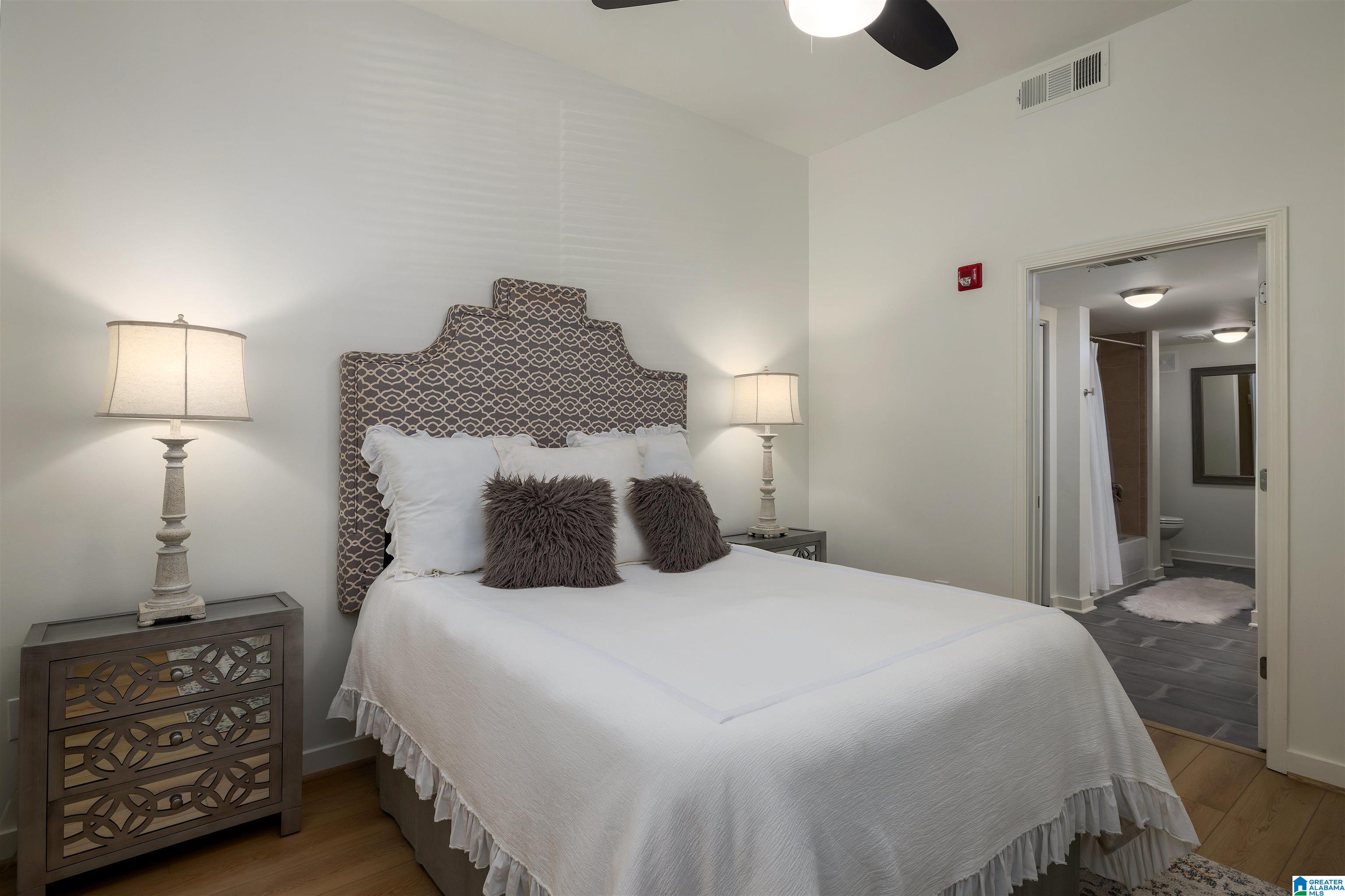 401 20th Street South, Unit 112 Birmingham, AL 35233 - Photo 19 of 34