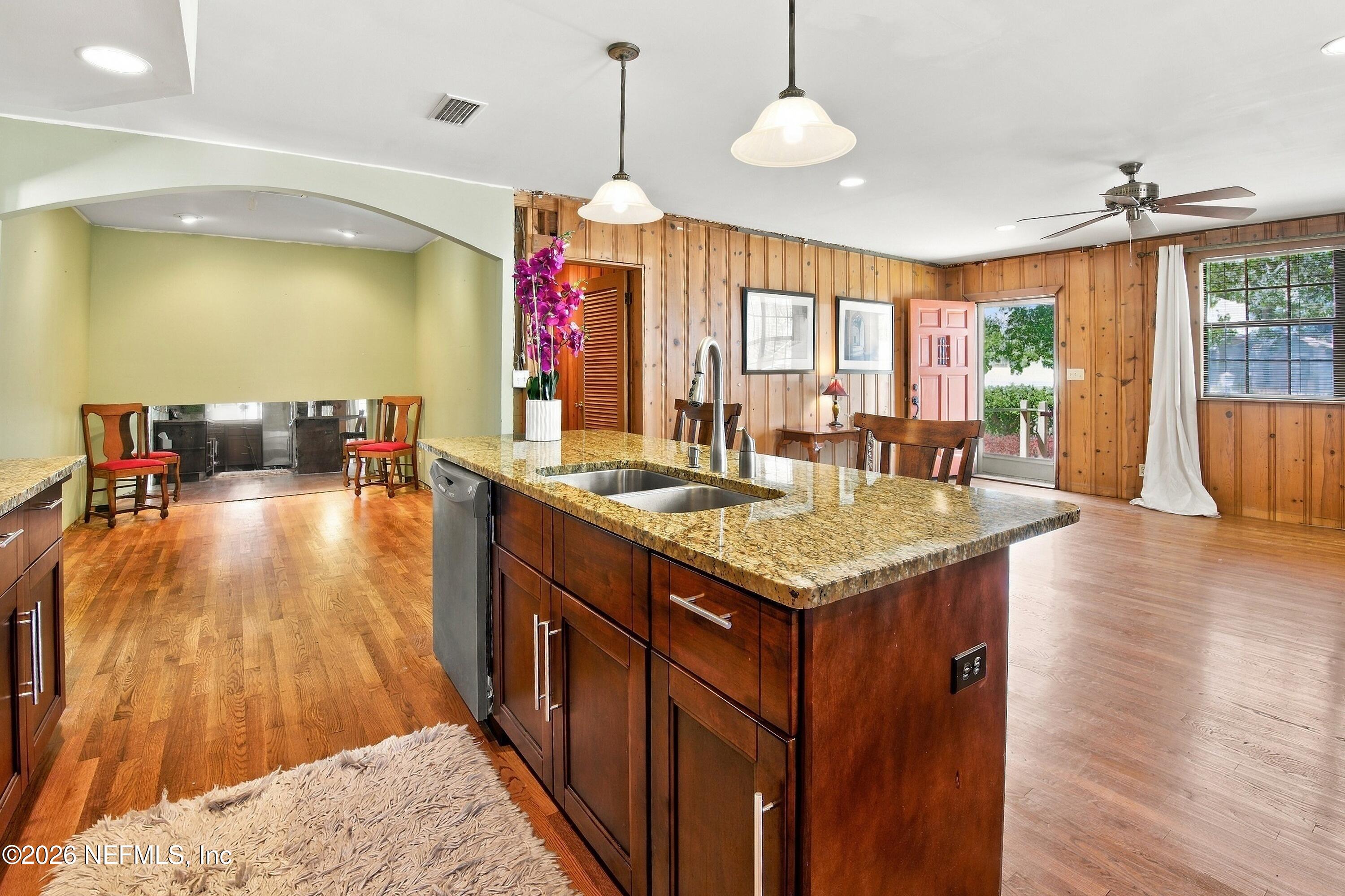 259 Seminole Road Atlantic Beach, FL 32233 - Photo 11 of 30 Interior-5