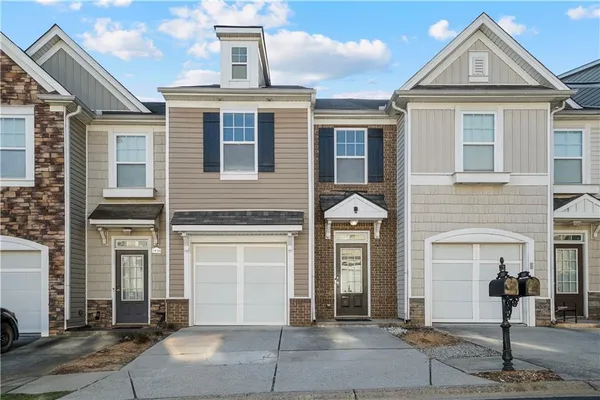 $2,100 | 1938 Dilcrest Drive, Duluth, GA 30096