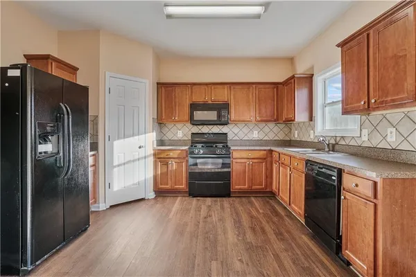$2,100 | 1938 Dilcrest Drive, Duluth, GA 30096