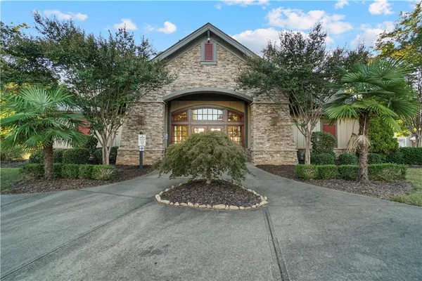 $2,100 | 1938 Dilcrest Drive, Duluth, GA 30096