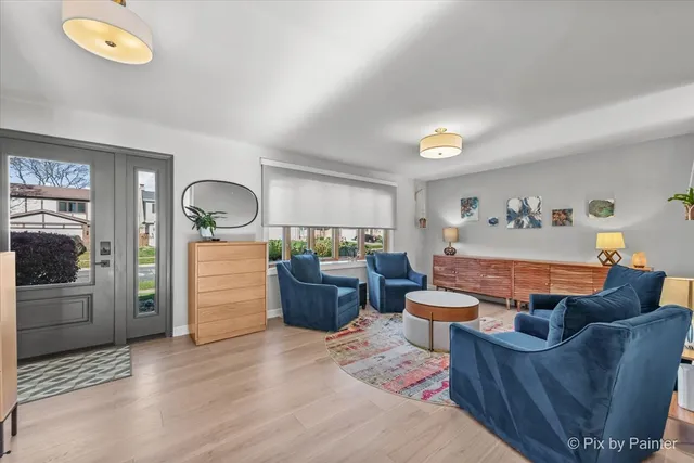 $389,108 | 504 Flint Trail, Carol Stream, IL 60188