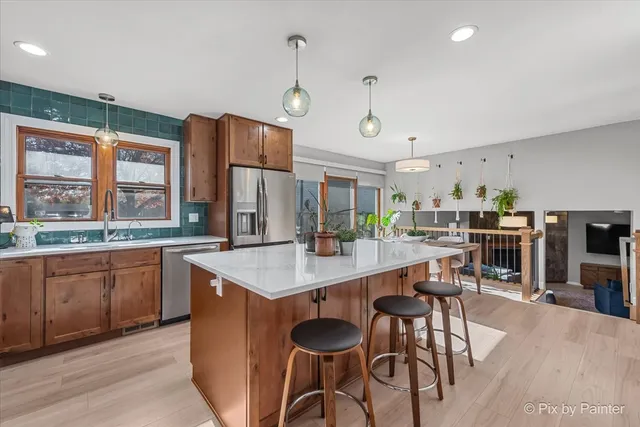 $389,108 | 504 Flint Trail, Carol Stream, IL 60188