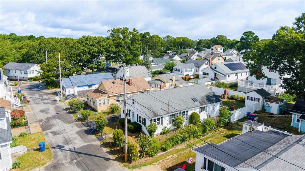 8 Barnes Street Wareham, MA 02571 - Photo 29 of 37