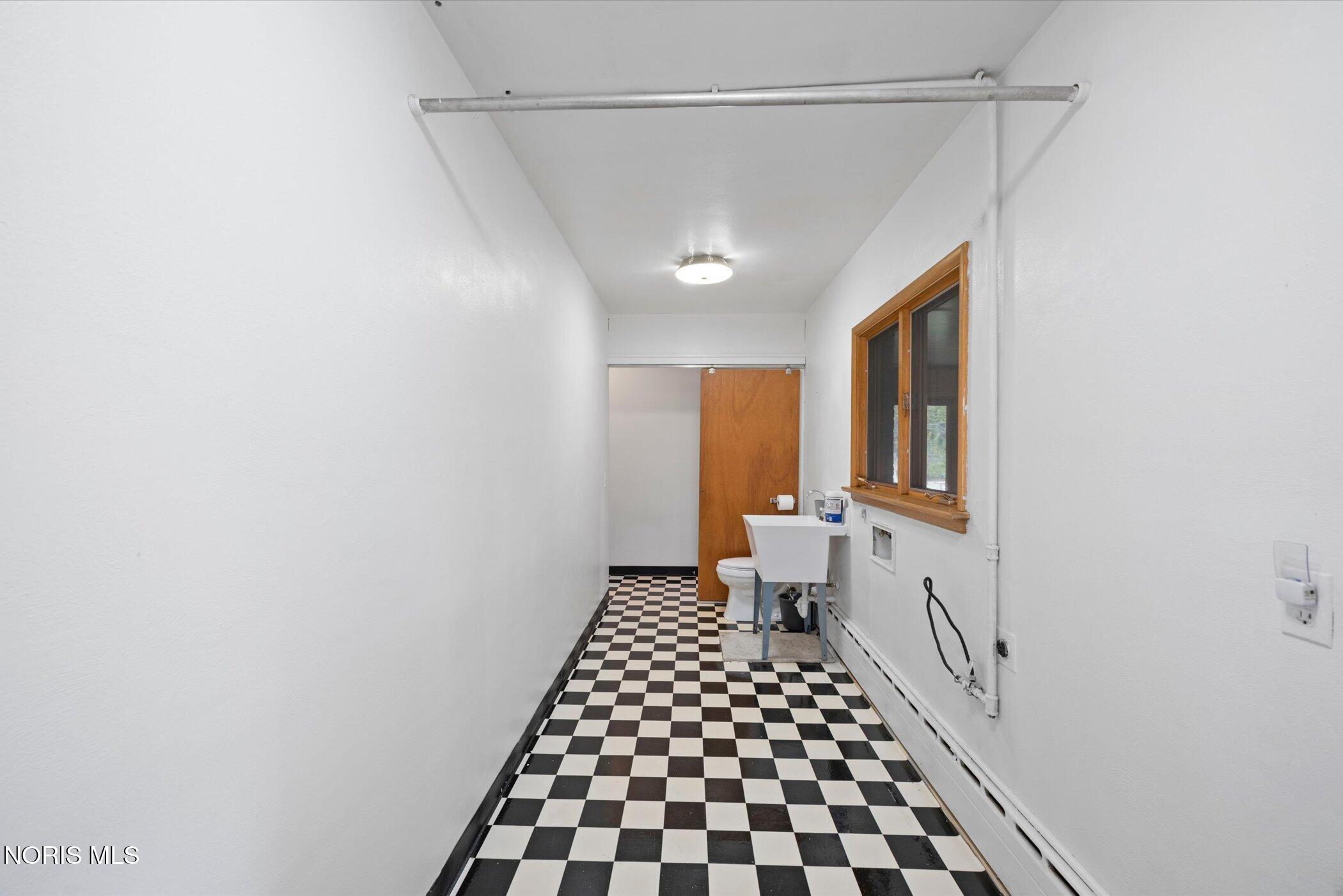 231 West State Line Road Toledo, OH 43612 - Photo 28 of 47 Gallery Image 28
