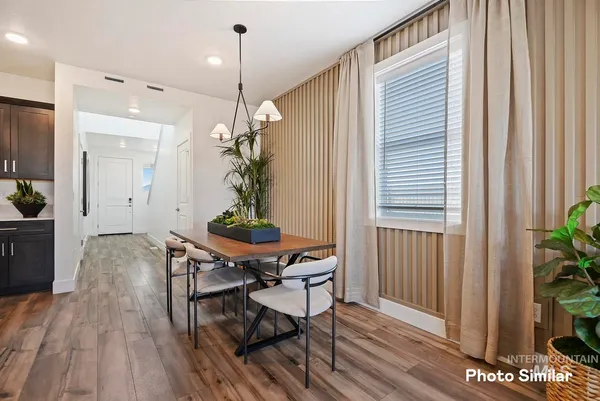 $442,900 | 1809 North Big Star Avenue, Eagle, ID 83616