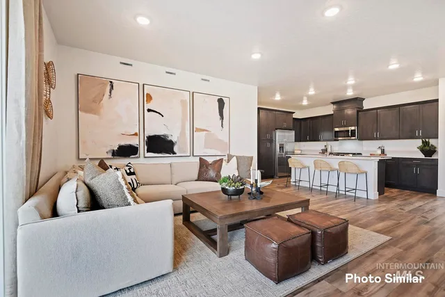 $467,900 | 1809 North Big Star Avenue, Eagle, ID 83616