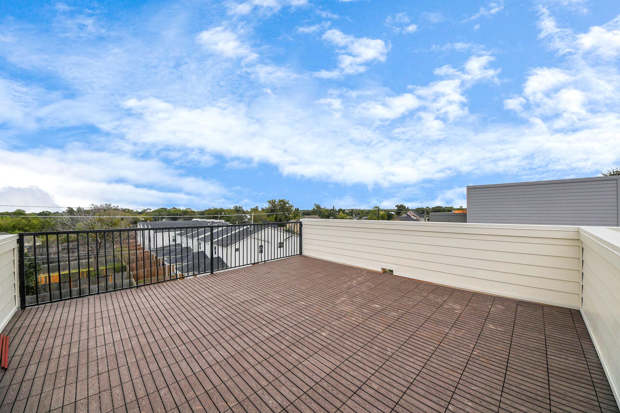 9014 Ferdinand Street Houston, TX 77051 - Photo 30 of 40 a view of terrace with lake view
