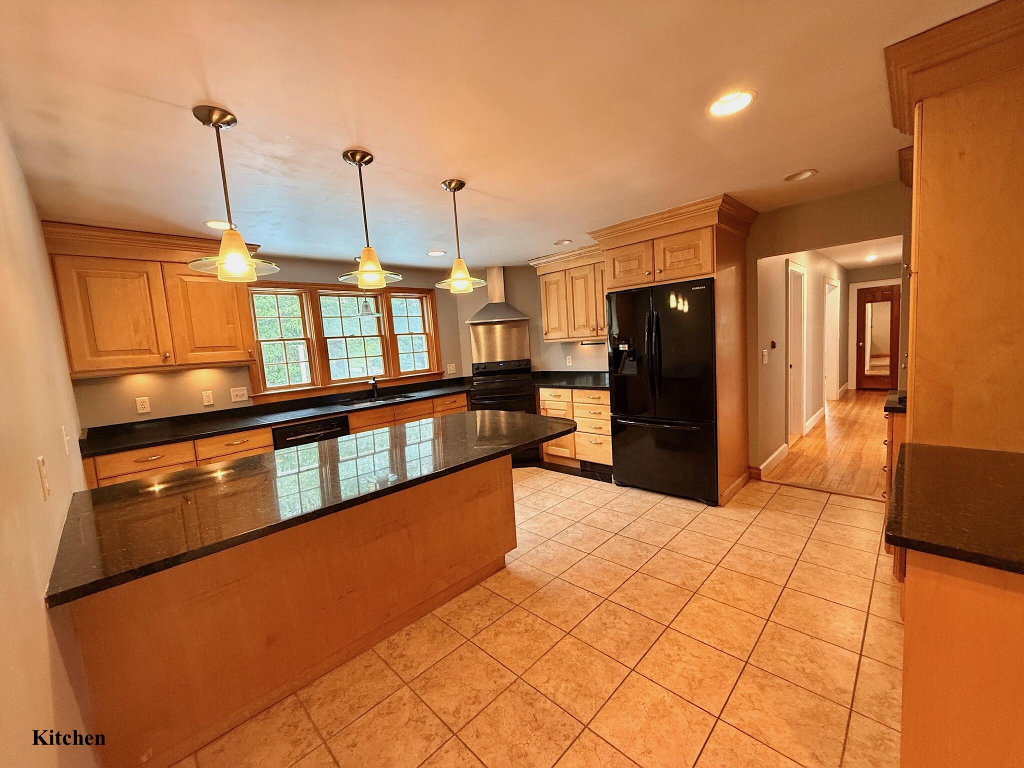 324 North Street Saco, ME 04072 - Photo 6 of 23 6 - Kitchen