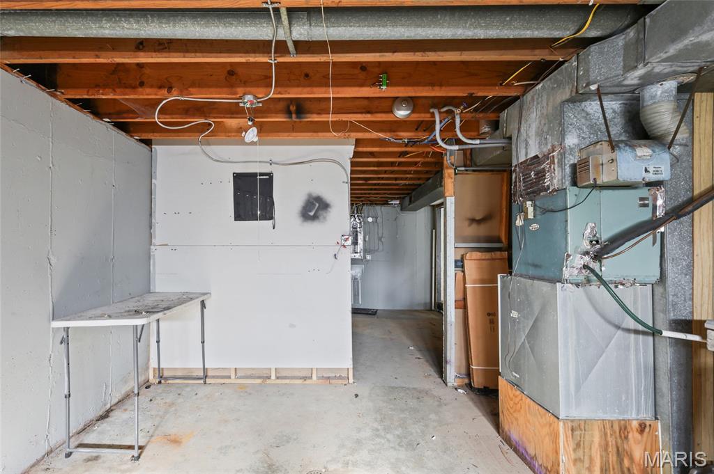 6028 Antire Road High Ridge, MO 63049 - Photo 24 of 25