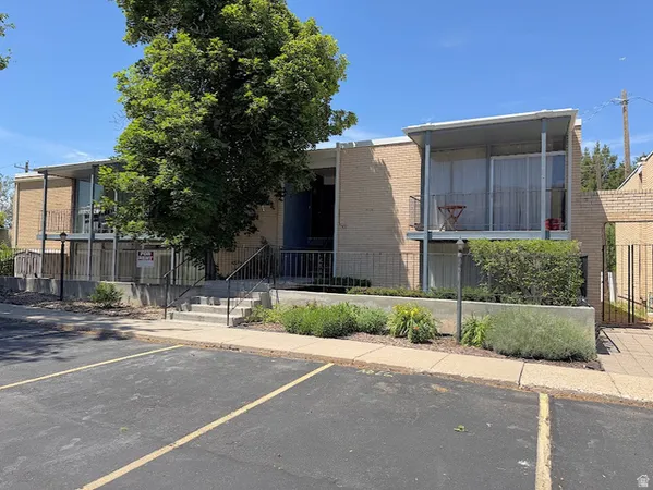 $309,900 | 127 East 1100th Street North, Unit 4, Bountiful, UT 84010