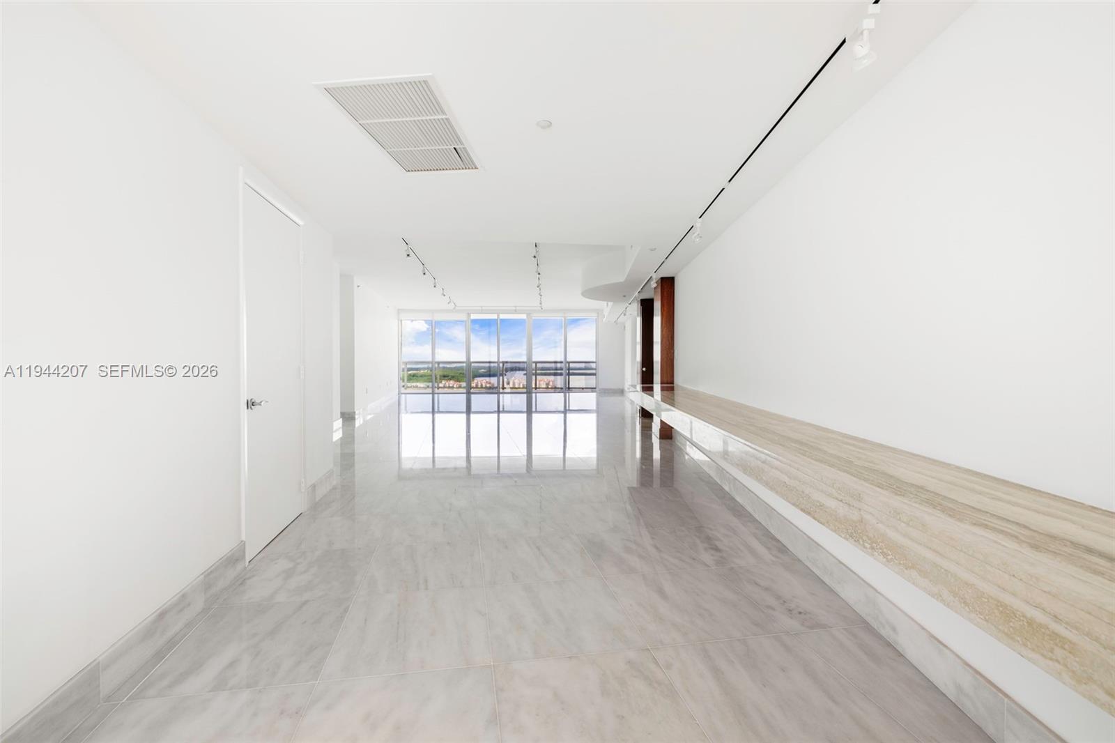 400 Alton Road, Unit 3403 Miami Beach, FL 33139 - Photo 18 of 49