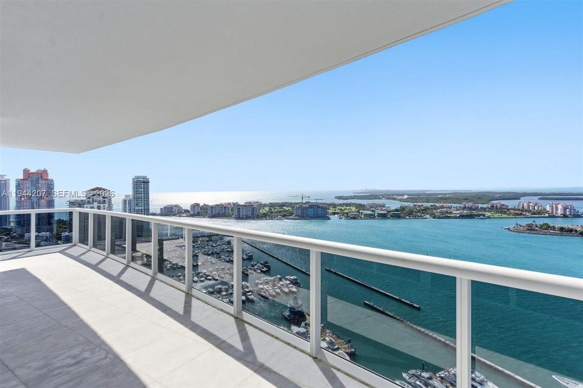 400 Alton Road, Unit 3403 Miami Beach, FL 33139 - Photo 2 of 49