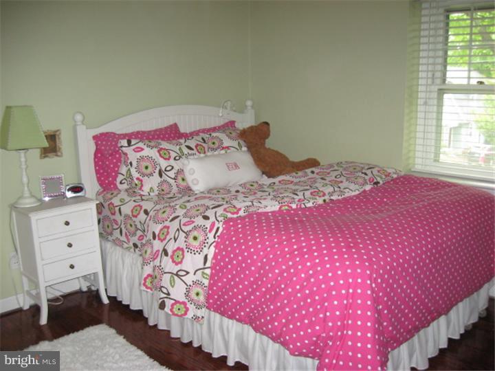 2241 East County Line Road Ardmore, PA 19003 - Photo 12 of 19
