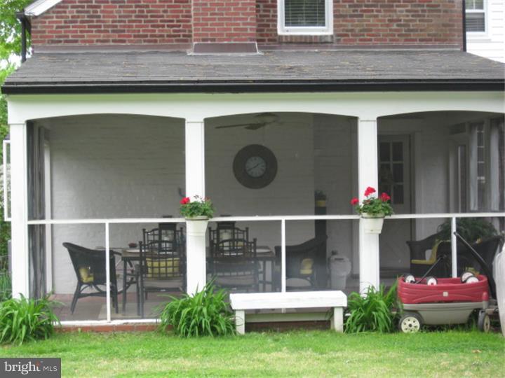2241 East County Line Road Ardmore, PA 19003 - Photo 17 of 19