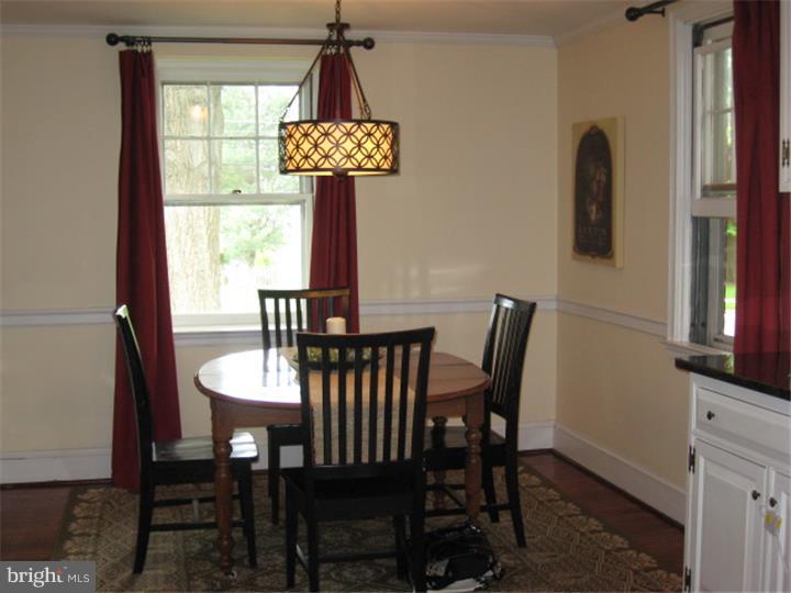 2241 East County Line Road Ardmore, PA 19003 - Photo 4 of 19