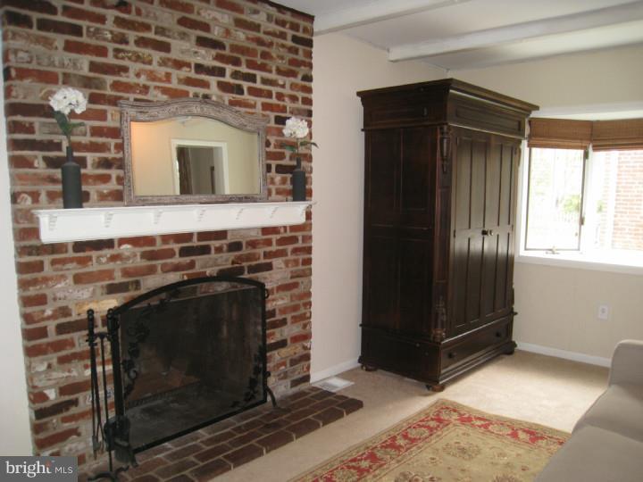 2241 East County Line Road Ardmore, PA 19003 - Photo 5 of 19