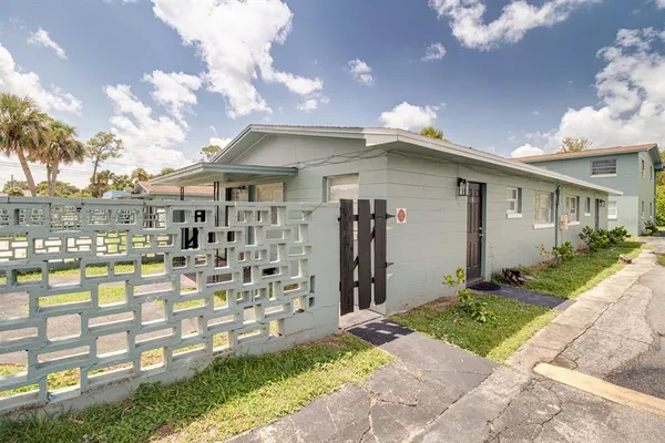 $1,100 | 1327 West Point Drive, Unit A, Cocoa, FL 32922