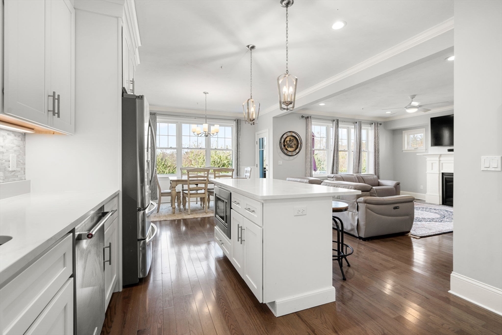 100 Brookview Road, Unit 100 Franklin, MA 02038 - Photo 11 of 41