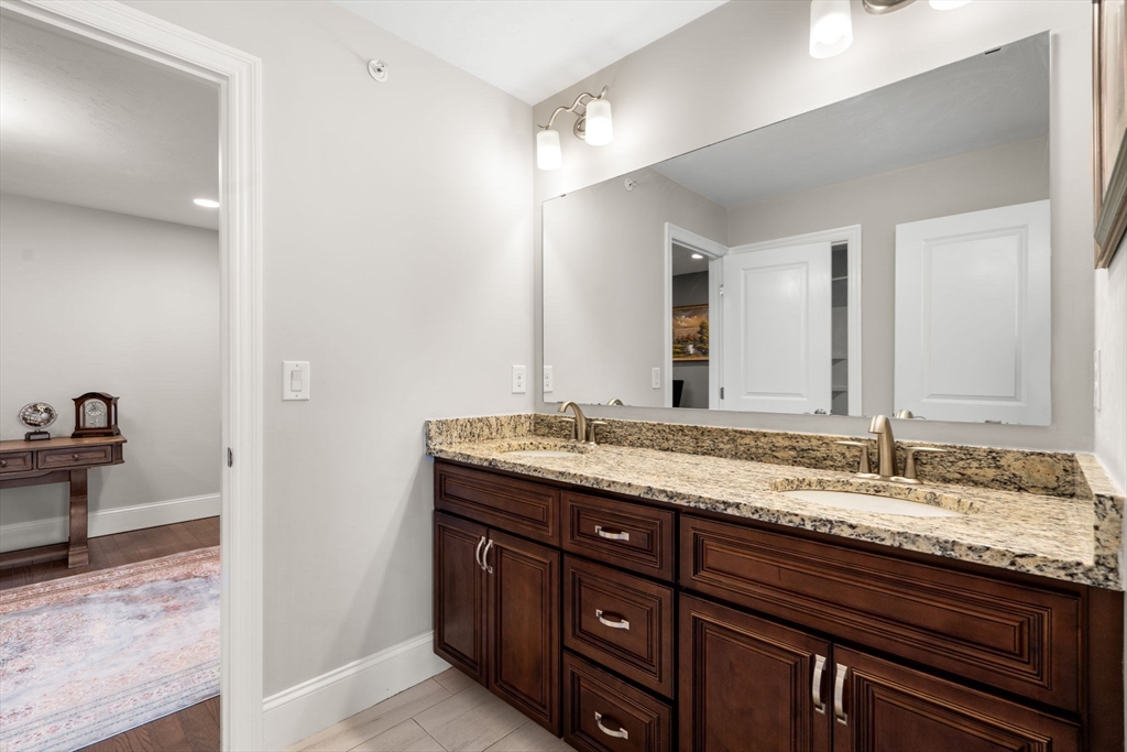 100 Brookview Road, Unit 100 Franklin, MA 02038 - Photo 26 of 41