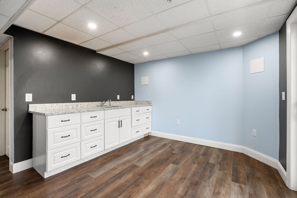 100 Brookview Road, Unit 100 Franklin, MA 02038 - Photo 29 of 41